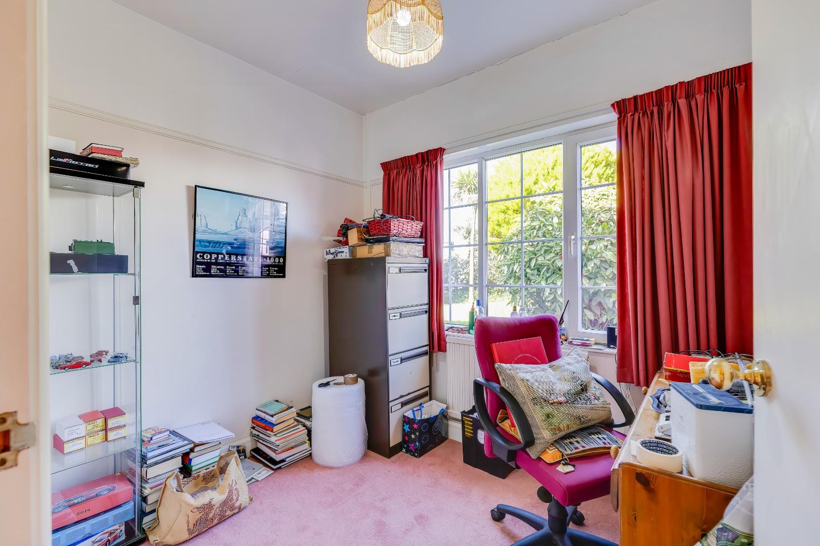 Hutchwns Close, Porthcawl, Bridgend County Borough, CF36 3LD